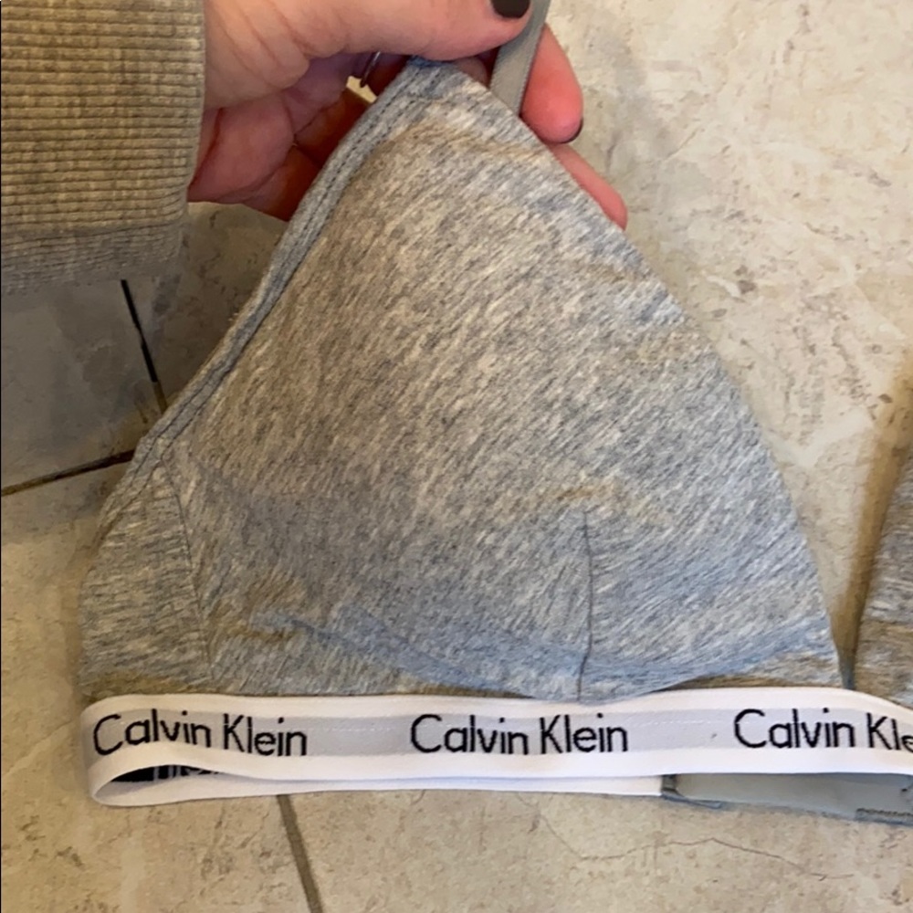 Calvin Klein bra - Picture 2 of 3